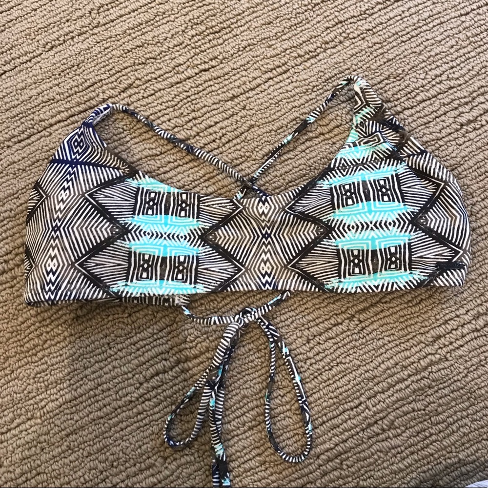 Volcom bikini top